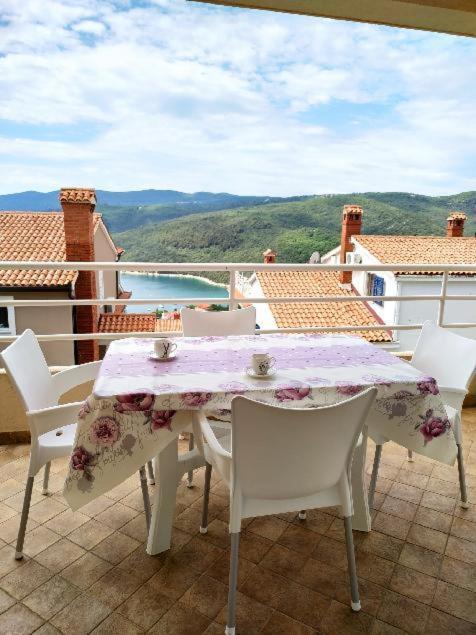 Apartmani Ines Rabac Exterior photo